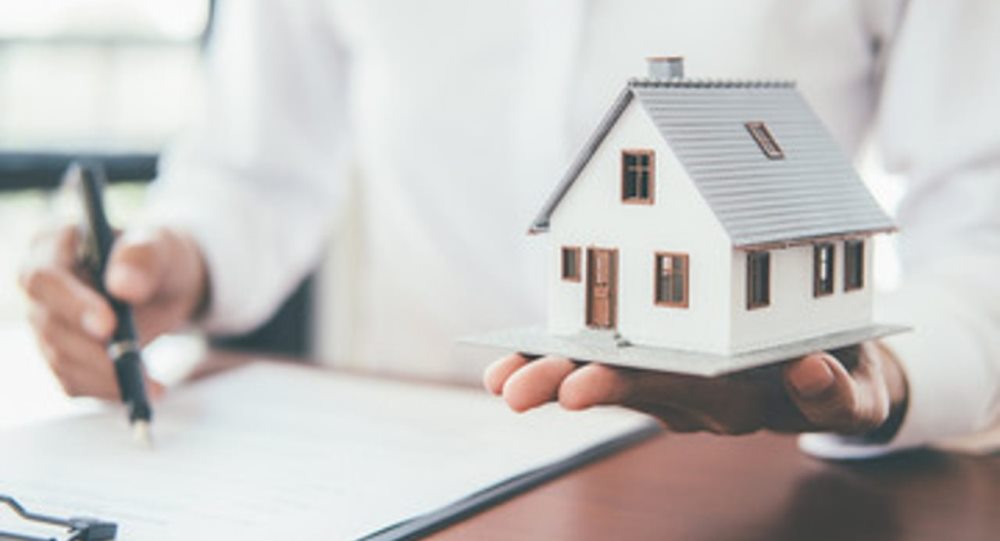Rreziku i pastrimit te parave, Agjensite imobiliare do i nenshtrohen kontrolleve